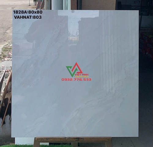 Gạch 80x80 ghi trắng vân mây bóng kiếng Việt Nam