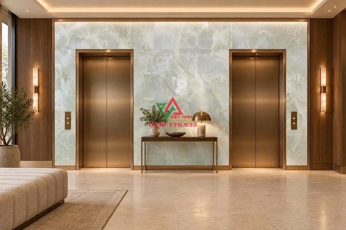 Gạch 80x80 xanh ngọc Onyx ốp điểm nhấn sảnh thang máy khách sạn