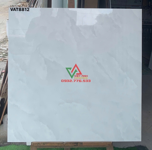 Gạch Lát Nền 80x80 Xám Nhạt Vân Đá Bóng Kiếng Việt Nam