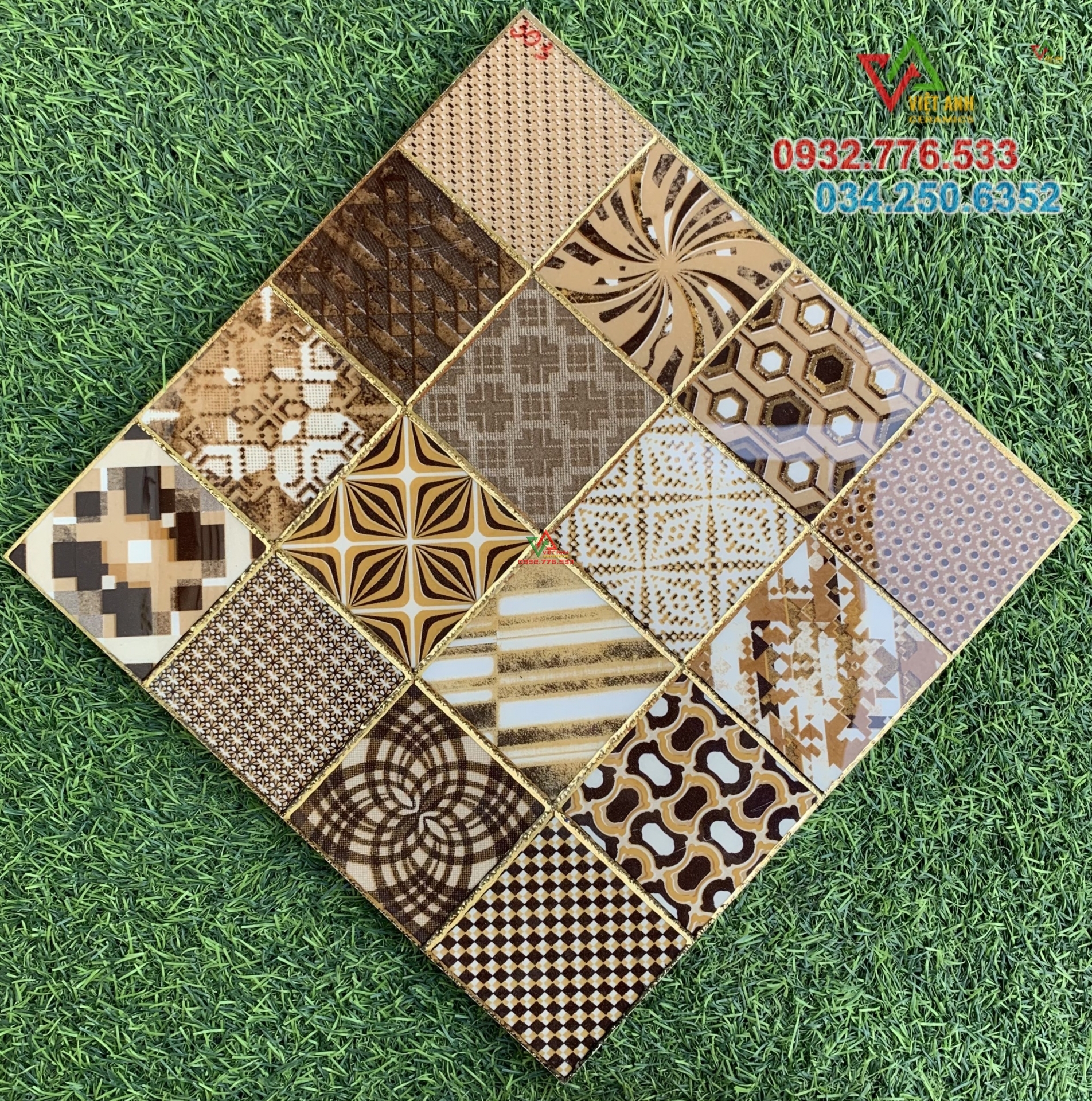 Gạch 30x30 nhũ vàng cao cấp
