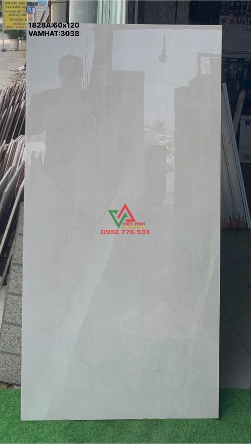 GẠCH 60X120 TRẮNG XÁM VÂN ĐÁ NHẸ BÓNG KIẾNG ẤN ĐỘ