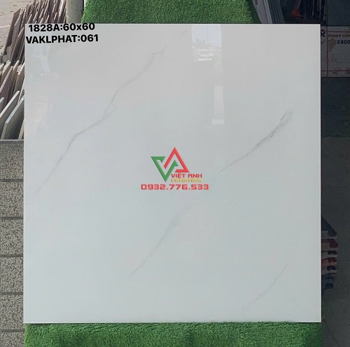 GẠCH 60X60 TRẮNG VÂN MÂY NHẸ BÓNG KIẾNG