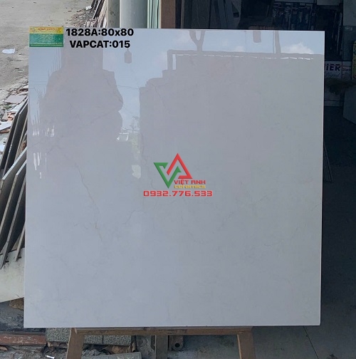 GẠCH LÁT NỀN TRẮNG KEM VÂN MÂY 80X80 BÓNG KIẾNG