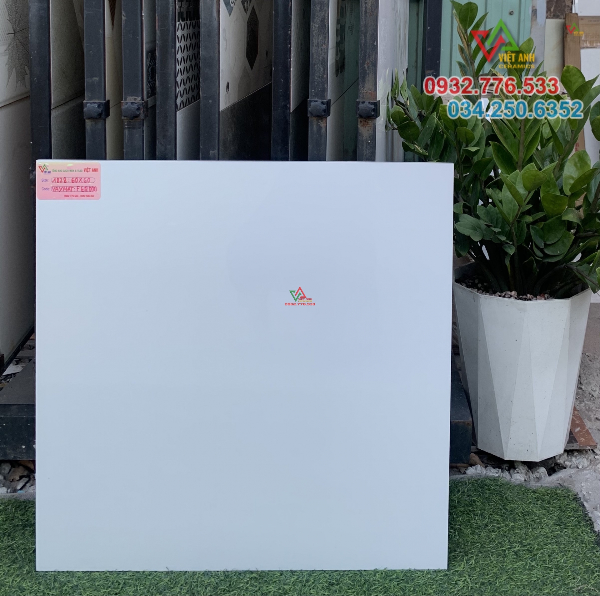 Gạch 60x60 full trắng ốp nền nhà