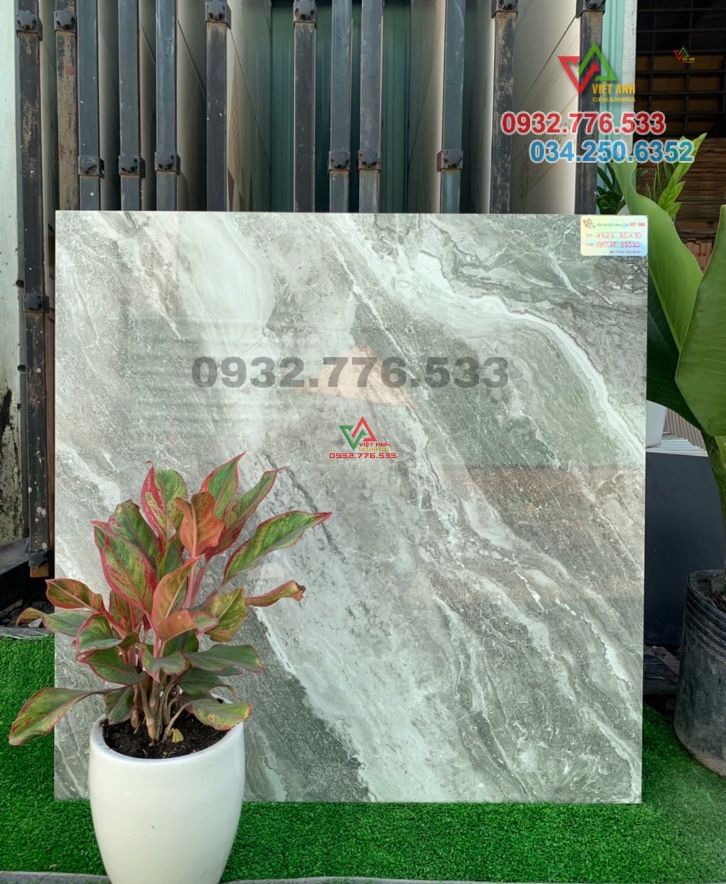 Gạch 80x80 bóng kiếng hàng chính hãng chất lượng cao
