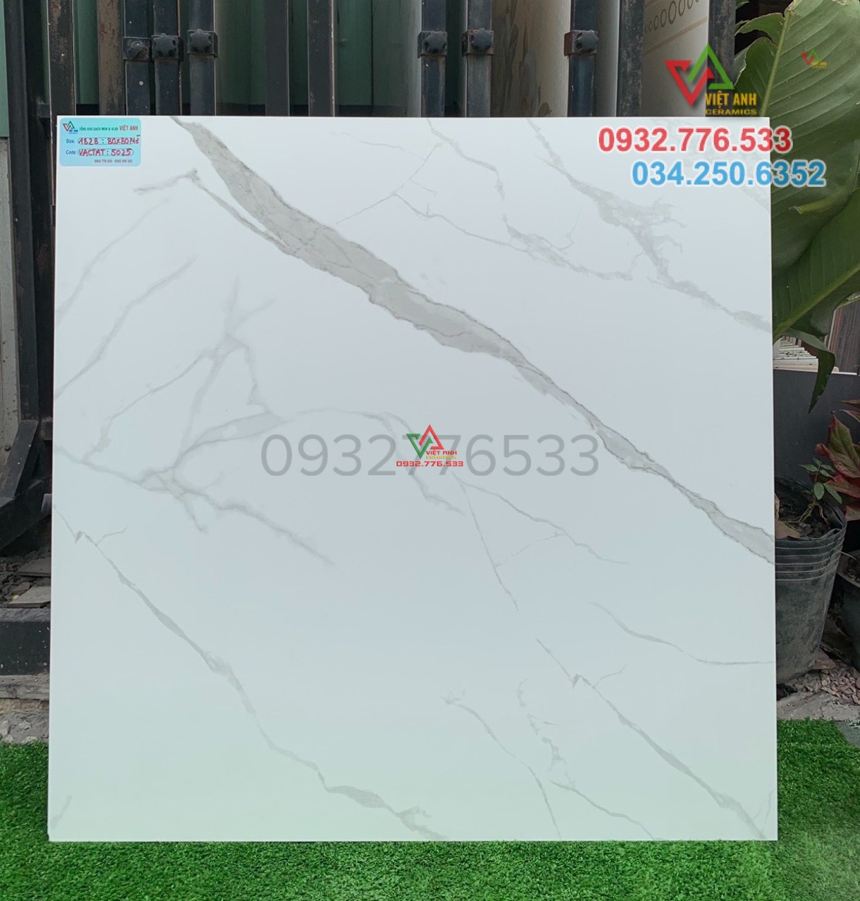 Gạch 80x80 hàng mờ vân mây lát nền nhà