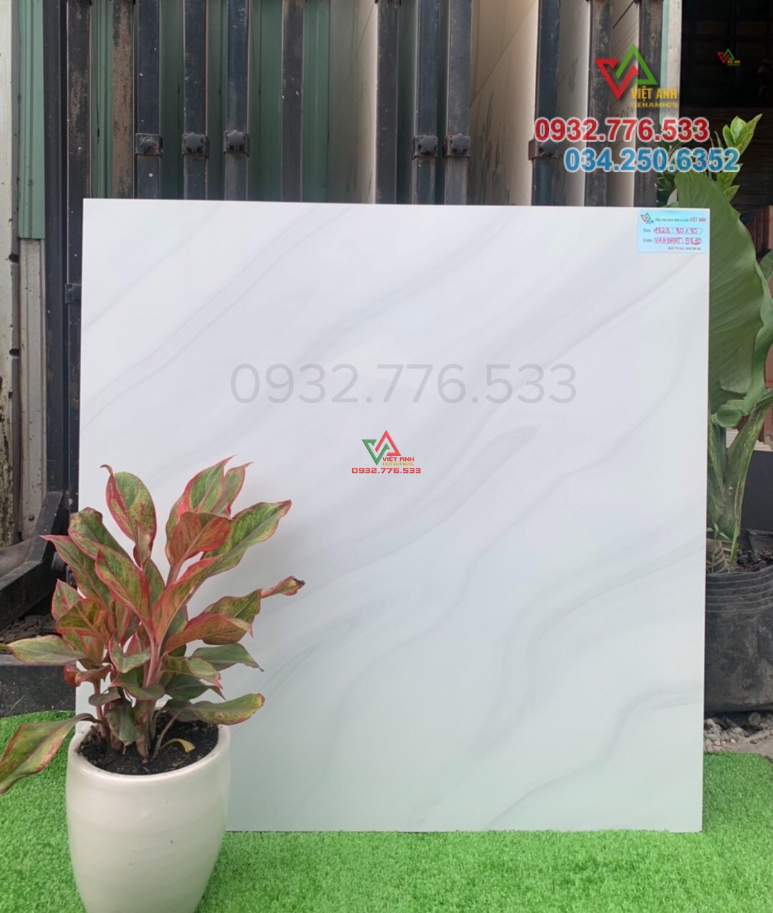 Gạch 80x80 màu trắng vân gợn sóng