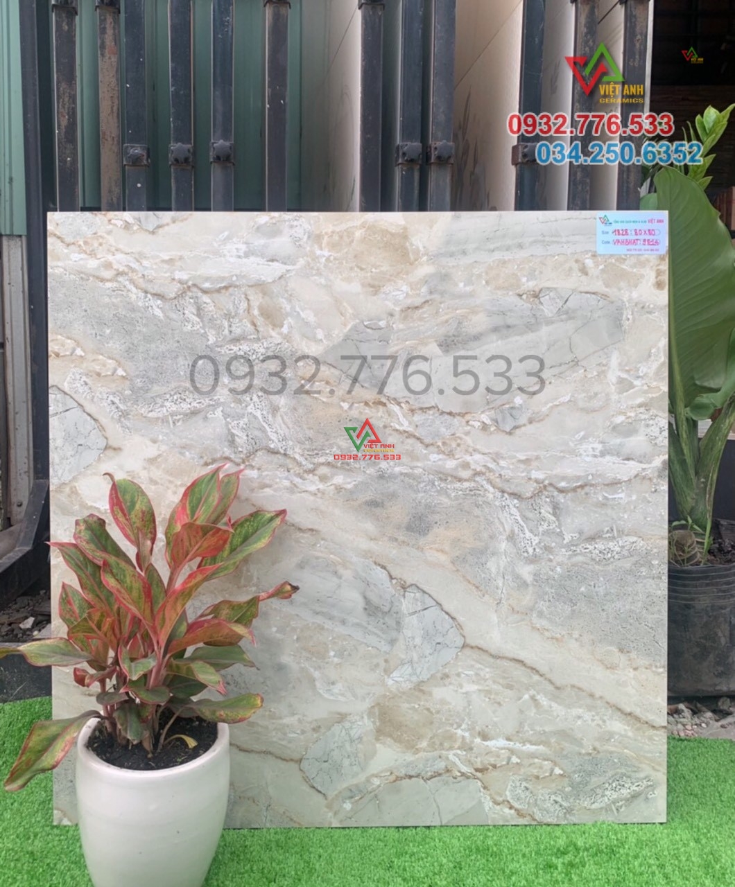 Gạch đá 80x80 lát nền nhà thoáng mát