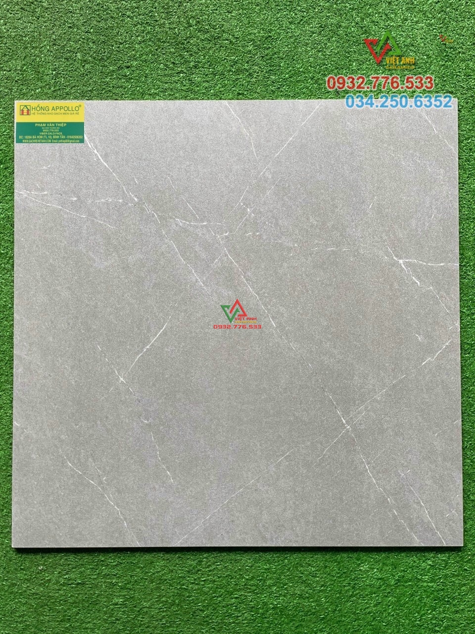 Gạch 60x60 màu xám sọc trắng siêu sang trọng