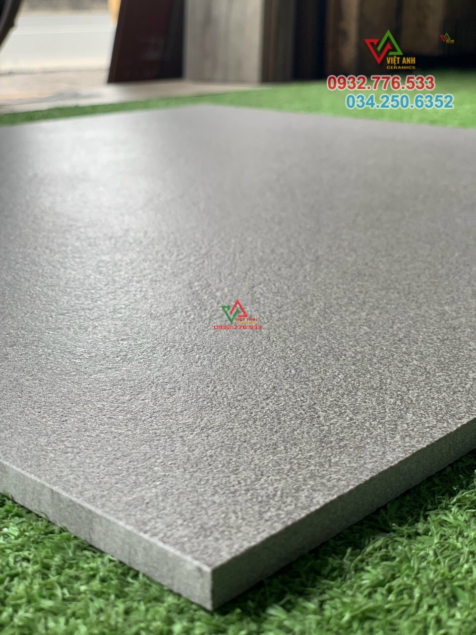 Góc cạnh 60x60 đá mờ