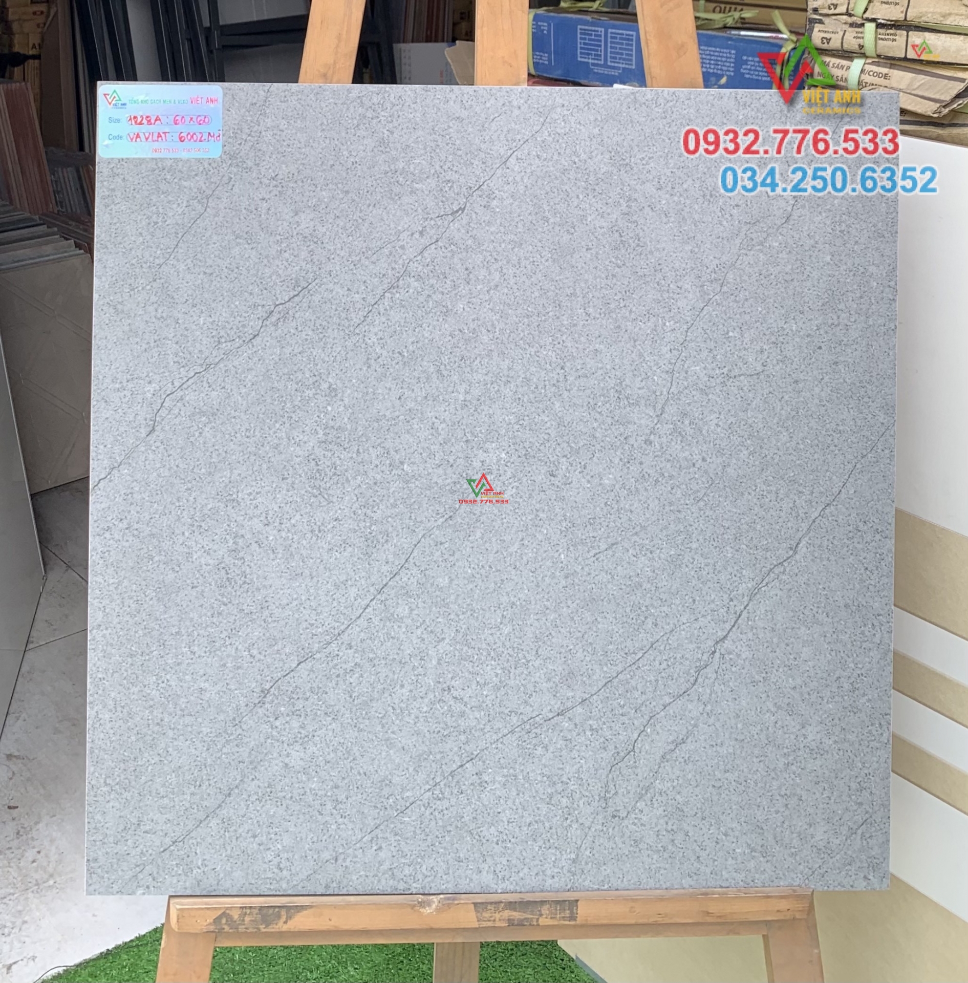Gạch 60x60 đá mờ xàm xám sang chảnh