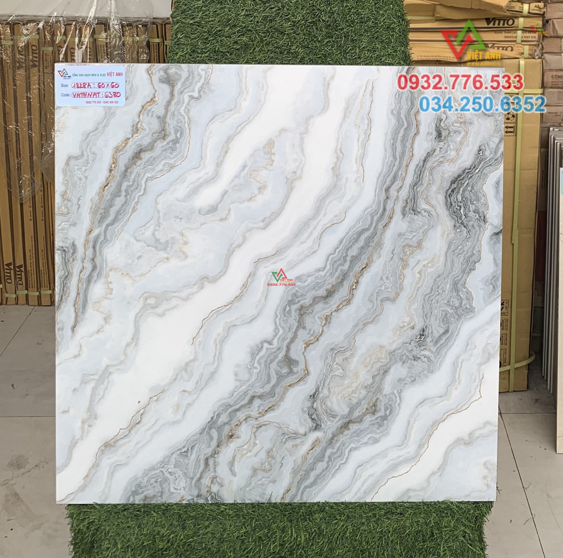 Gạch 60x60 màu xám trắng vân như sóng biển