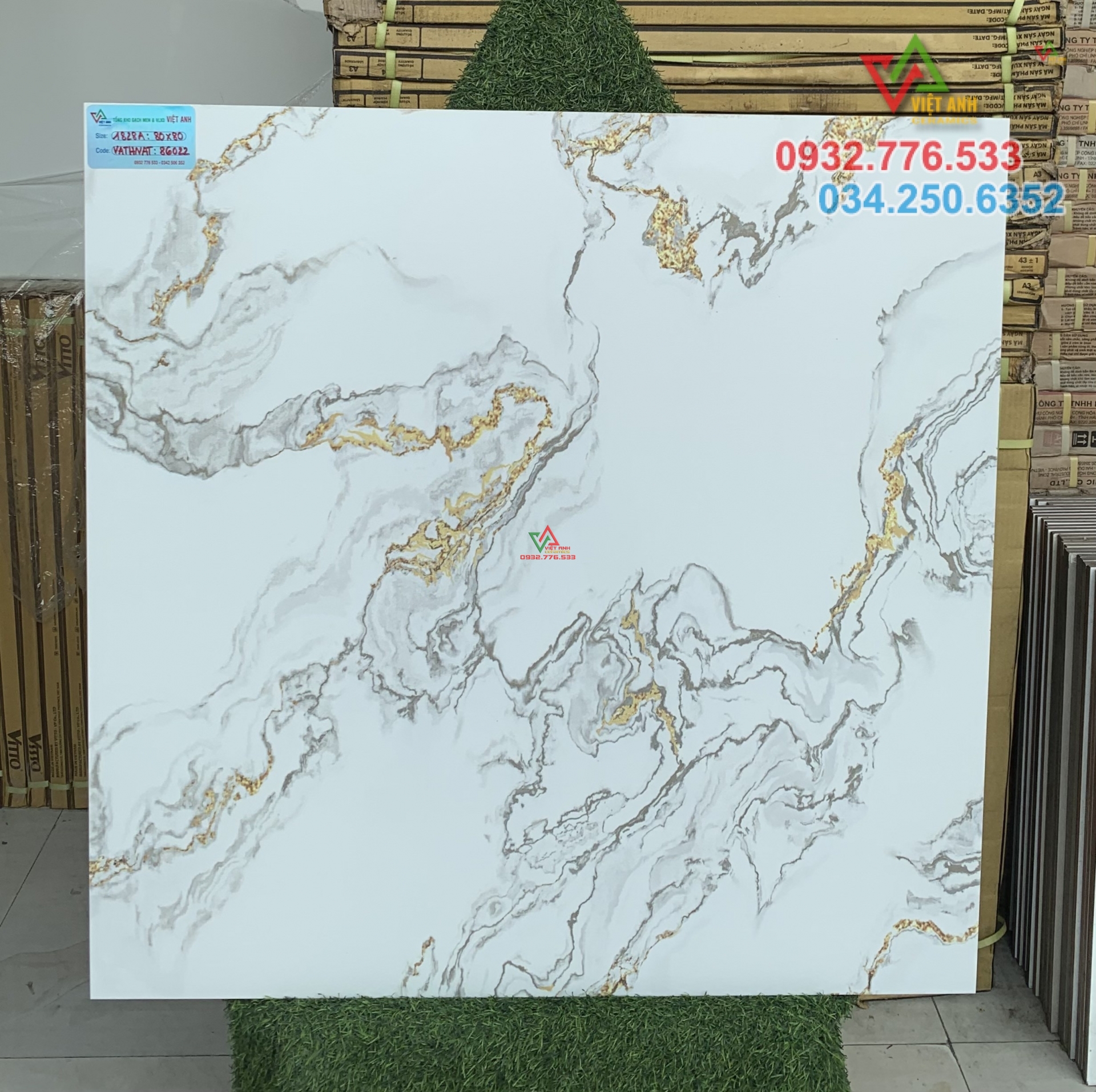 Gạch 80x80 màu trắng vân ánh kim