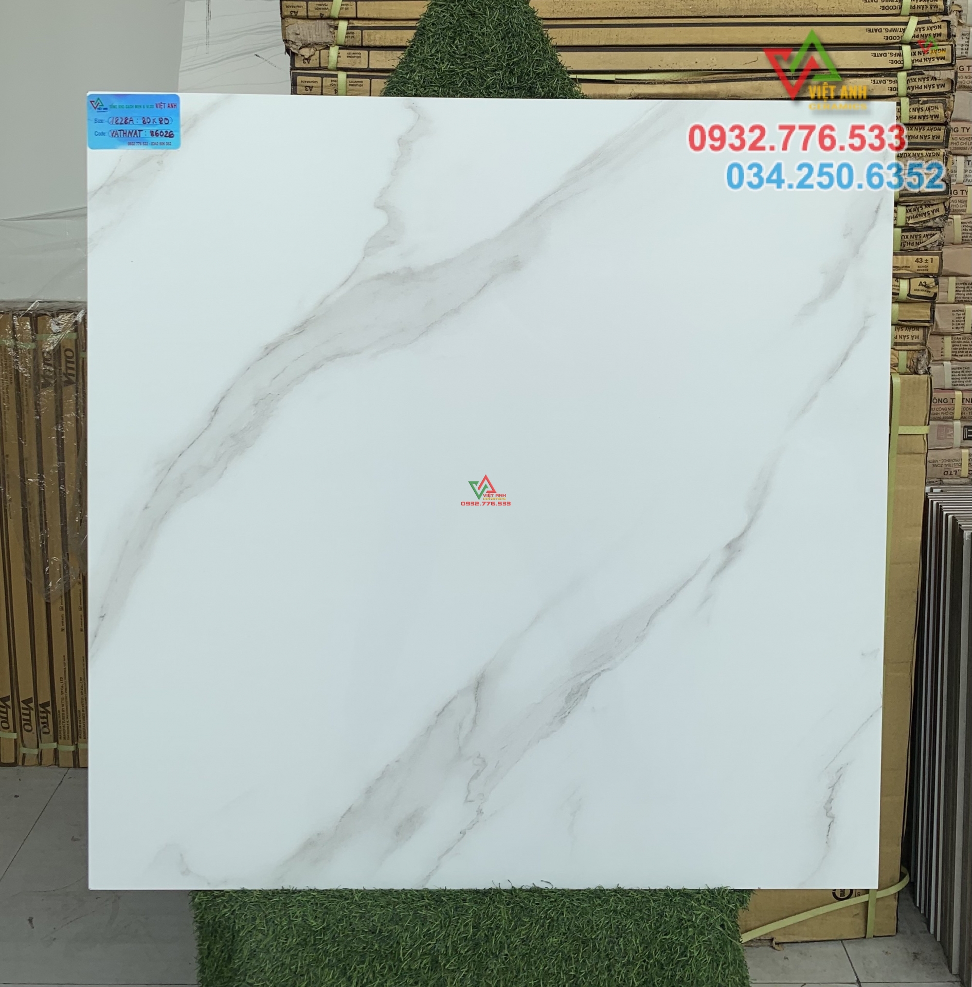 Gạch 80x80 màu trắng vân mây