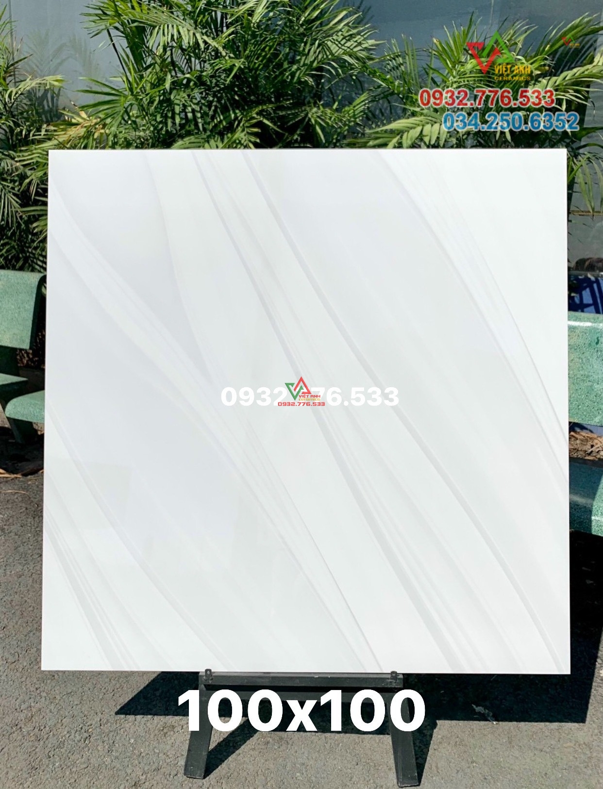 Gạch 100x100 trắng sọc đẹp