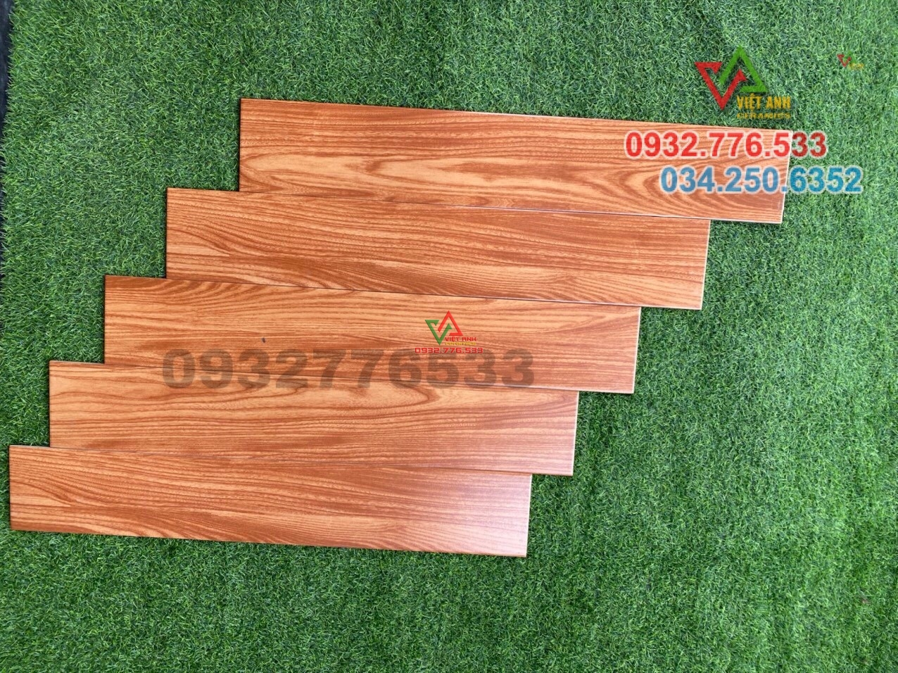 Gạch 15x90 màu đỏ sẫm có sẵn tại kho