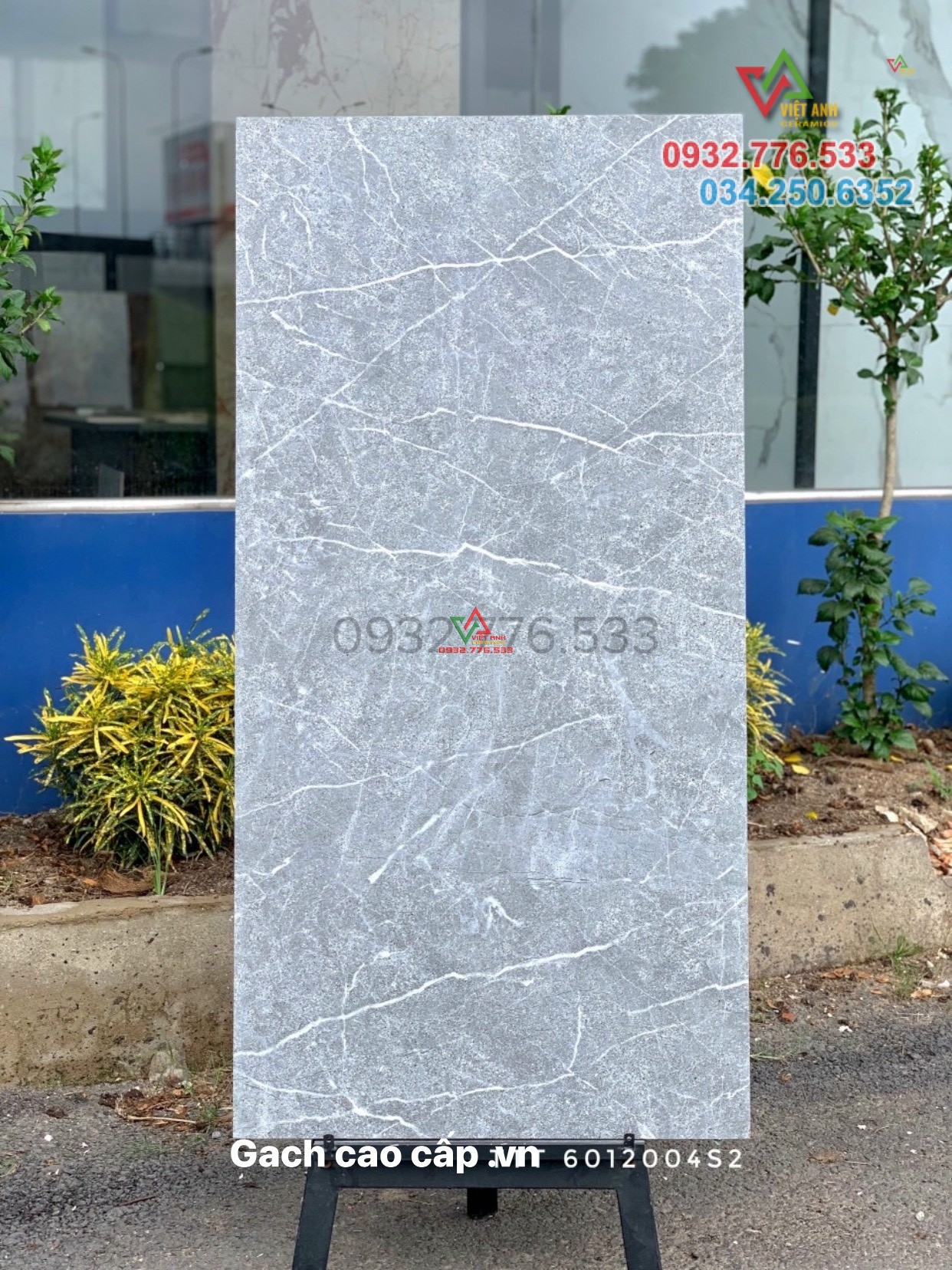 Gạch 60x120 màu xám sọc trắng chất lượng cao