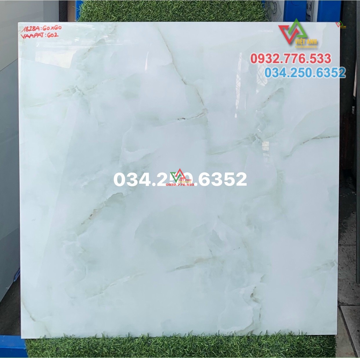 Gạch 60x60 màu xanh ngọc nhạt tỉnh Phú Yên