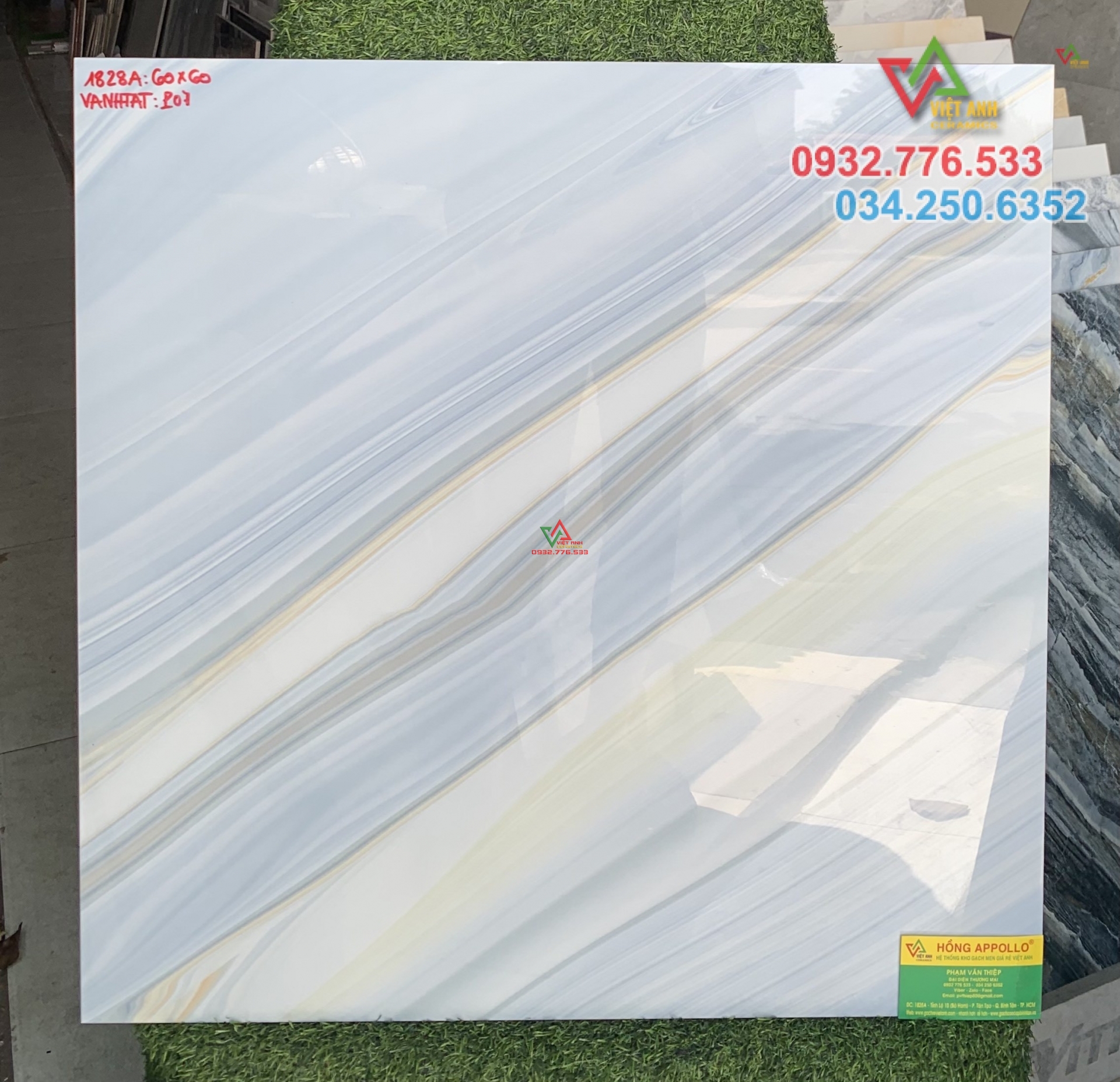 Gạch 60x60 màu trắng vân xanh nhạt