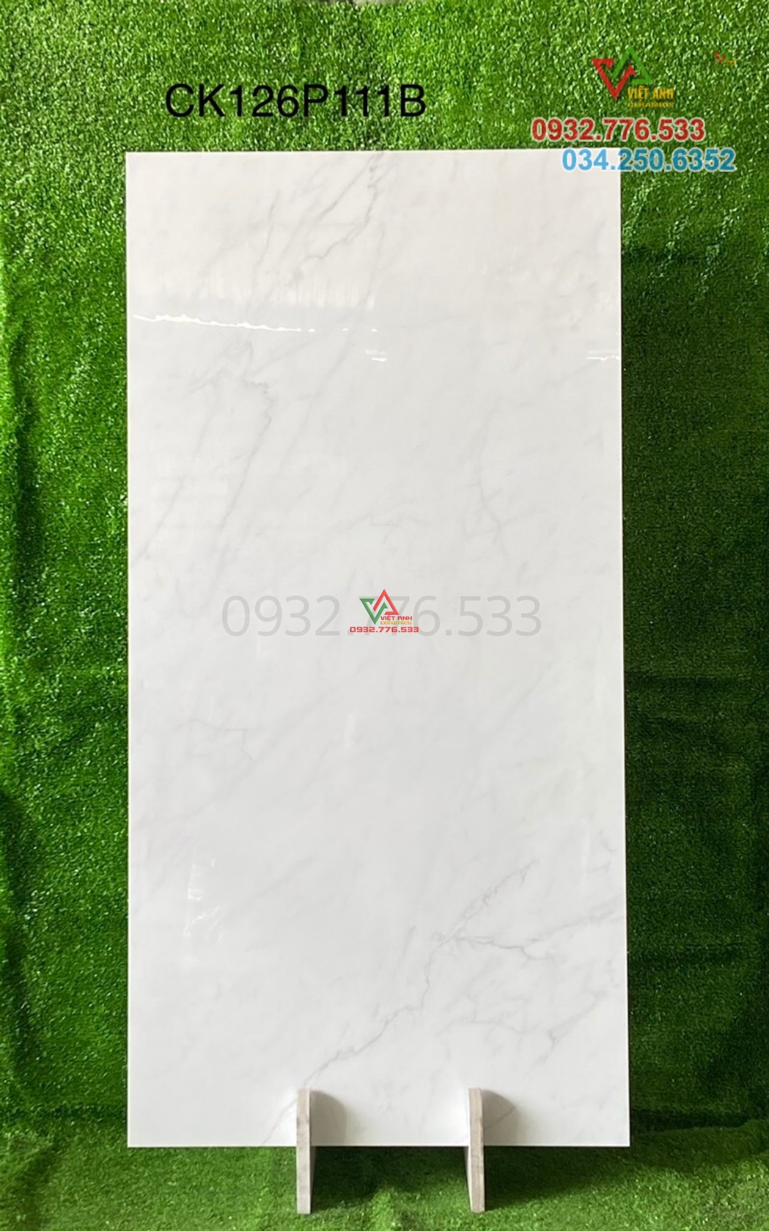 Gạch 60x120 màu trắng vân mây lát nền chung cư tại Bến Tre