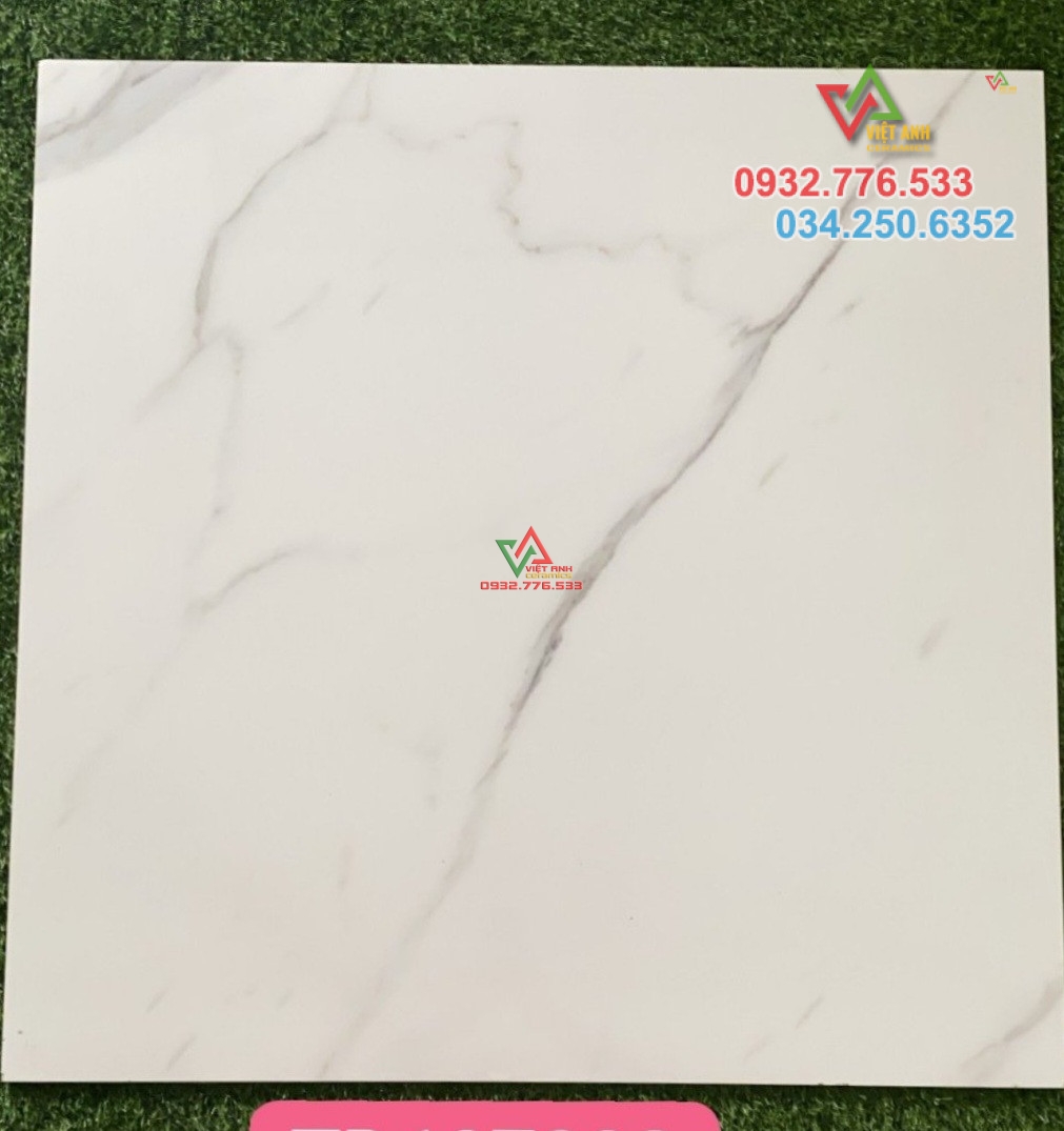 Gạch 100x100 màu trắng vân khói ốp tường siêu sang