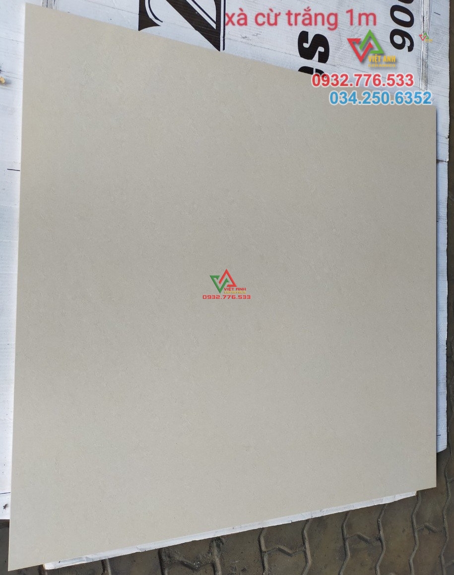 Gạch 100x100 hàng khổ lớn xà cừ trắng ốp nền nhà