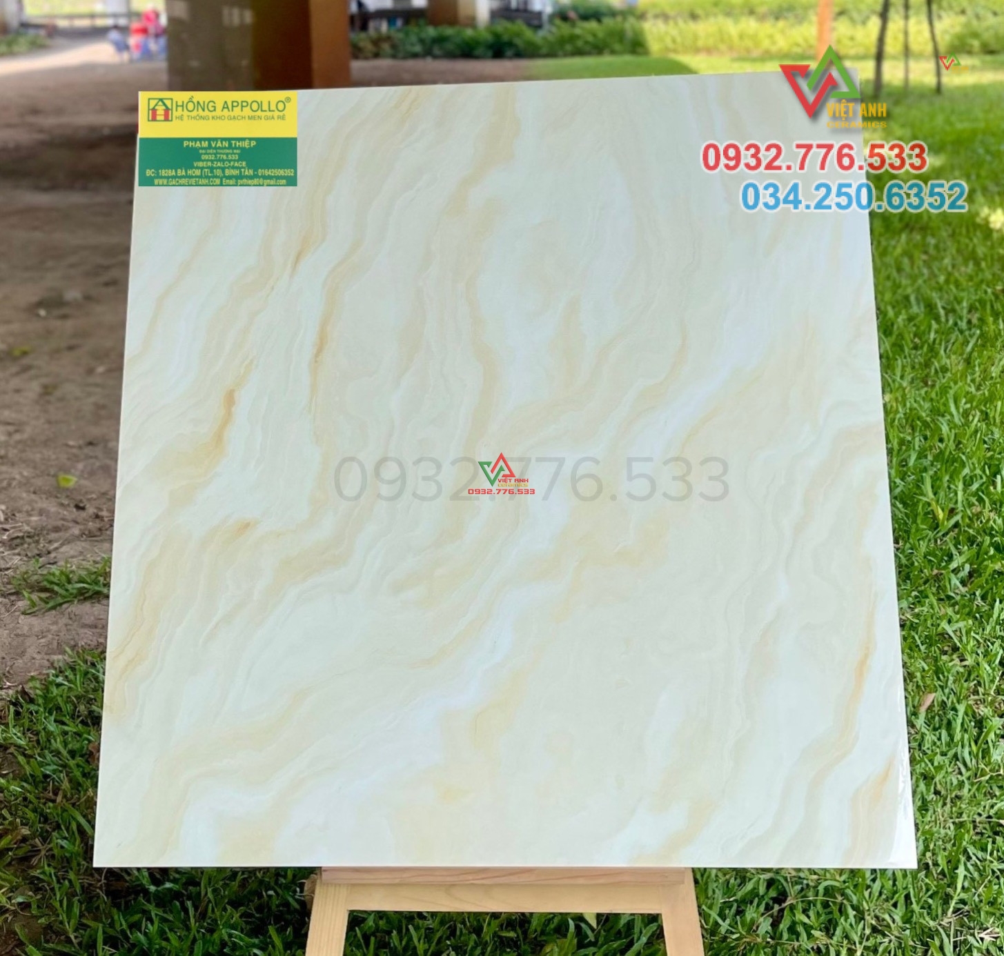 Gạch 100x100 vân vàng đá bóng trang trí mọi không gian