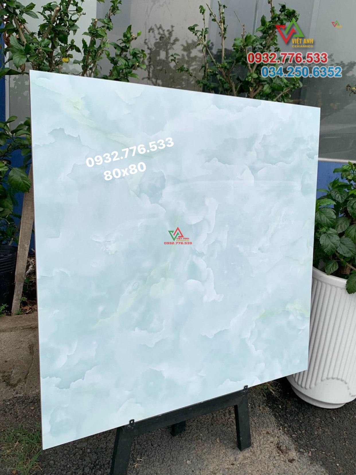 Gạch 80x80 màu xanh ngọc ốp lát nền đều đẹp