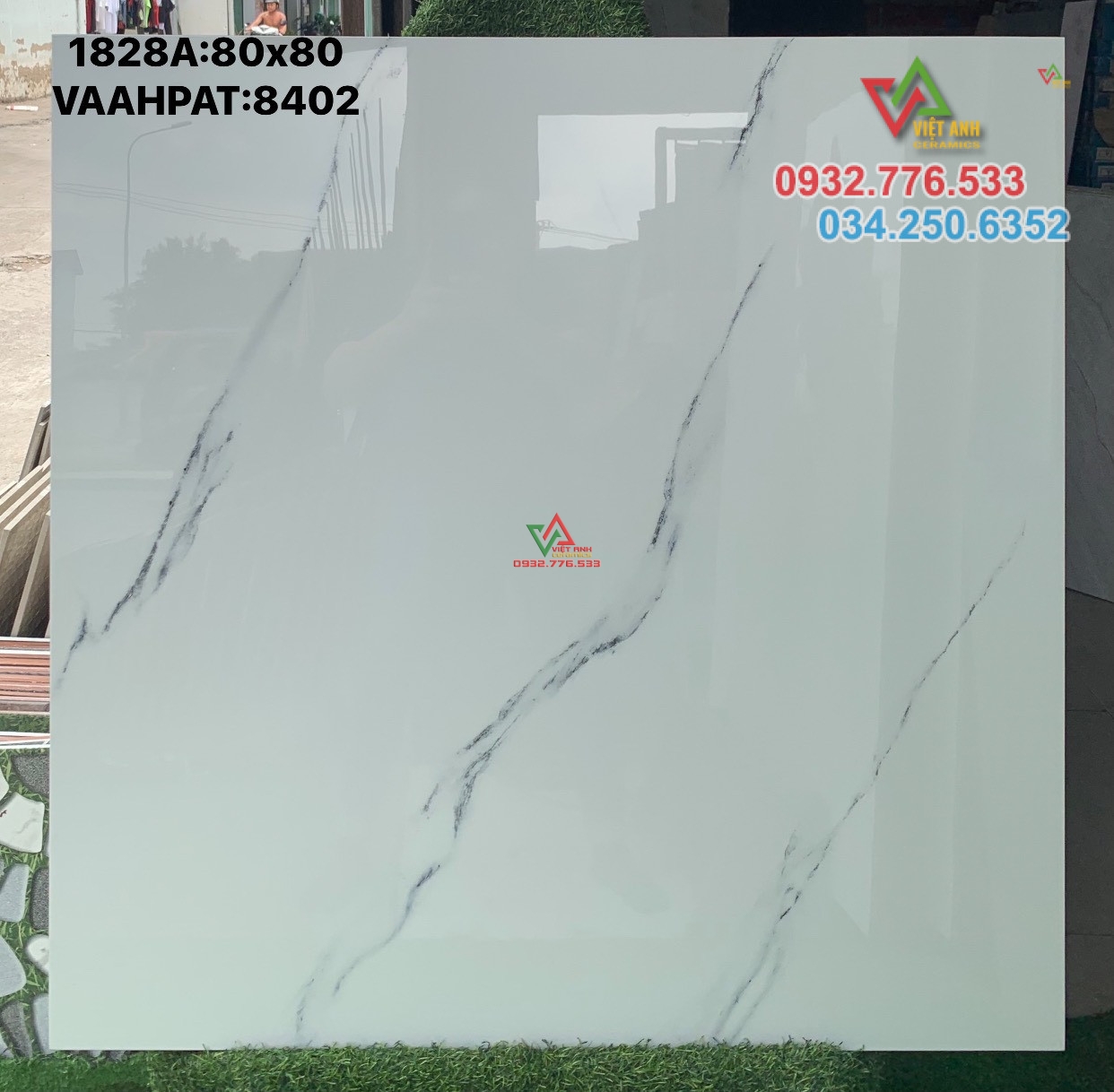 Gạch 80x80 màu trắng vân mây nhẹ đang sale tới 50%