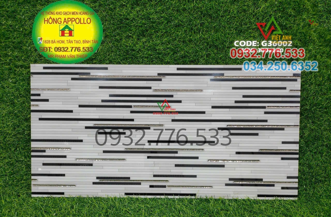 Gạch 30x60 đen trắng họa tiết hạt mưa nhũ bạc ốp tường