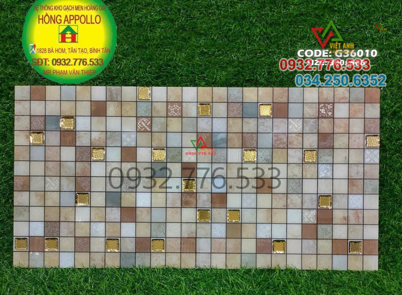 Gạch 30x60 mosaic nhũ vàng ánh kim tại Củ Chi