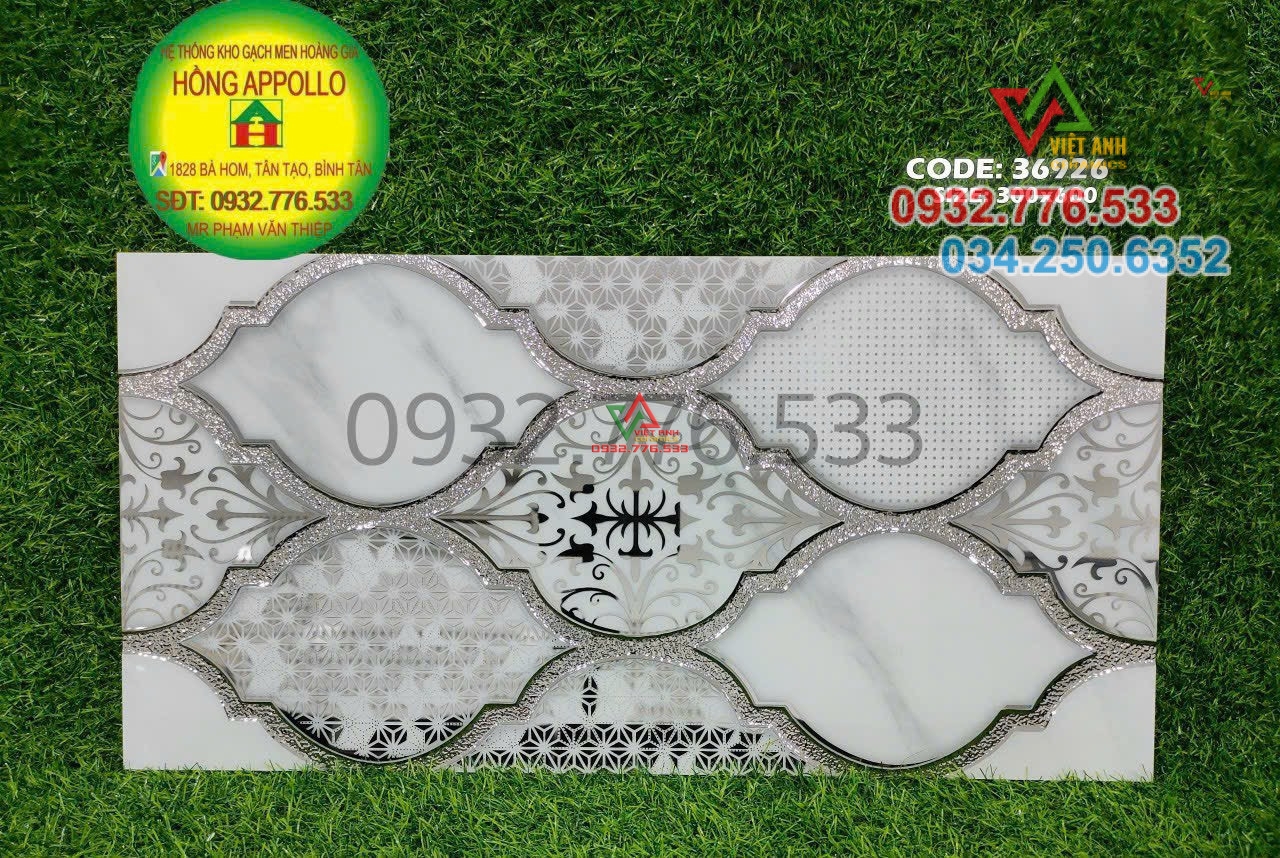 Gạch 30x60 ốp tường ánh bạc nhập khẩu Trung Quốc tại Thủ Đức