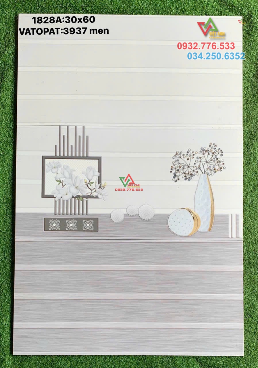 Gạch 30x60 men bóng cao cấp hàng ốp tường nhà tại quận 1