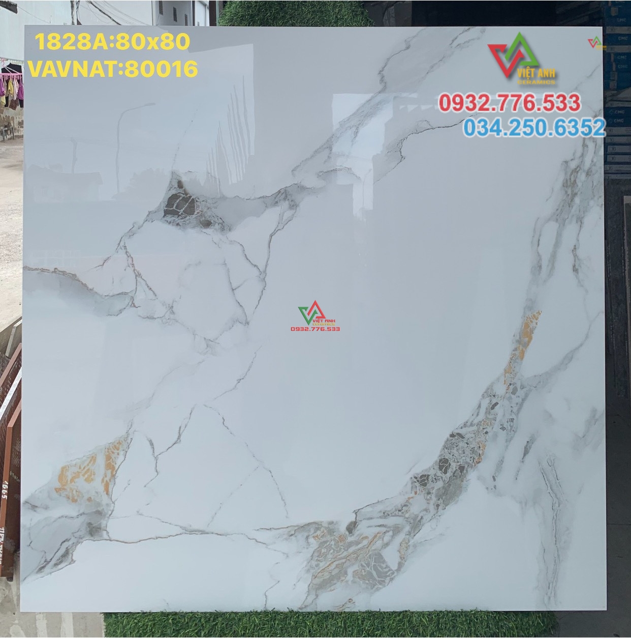 Gạch 80x80 màu trắng vân khói mã 80016 sang trọng