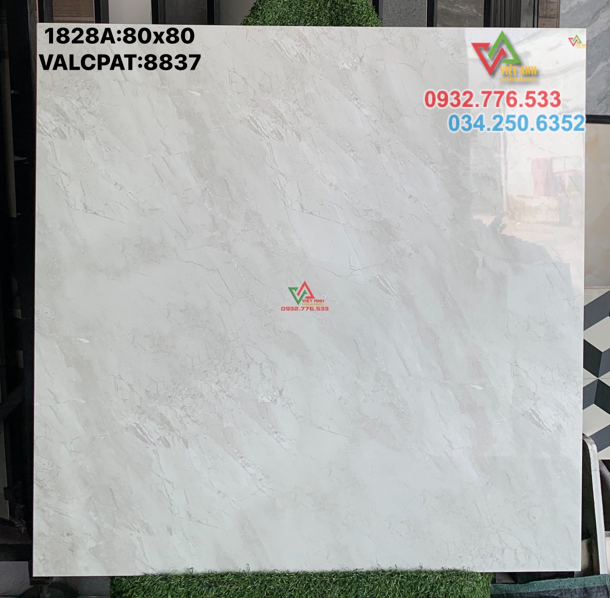 Gạch 80x80 đá bóng kiếng toàn phần lát nền tại Thủ Đức