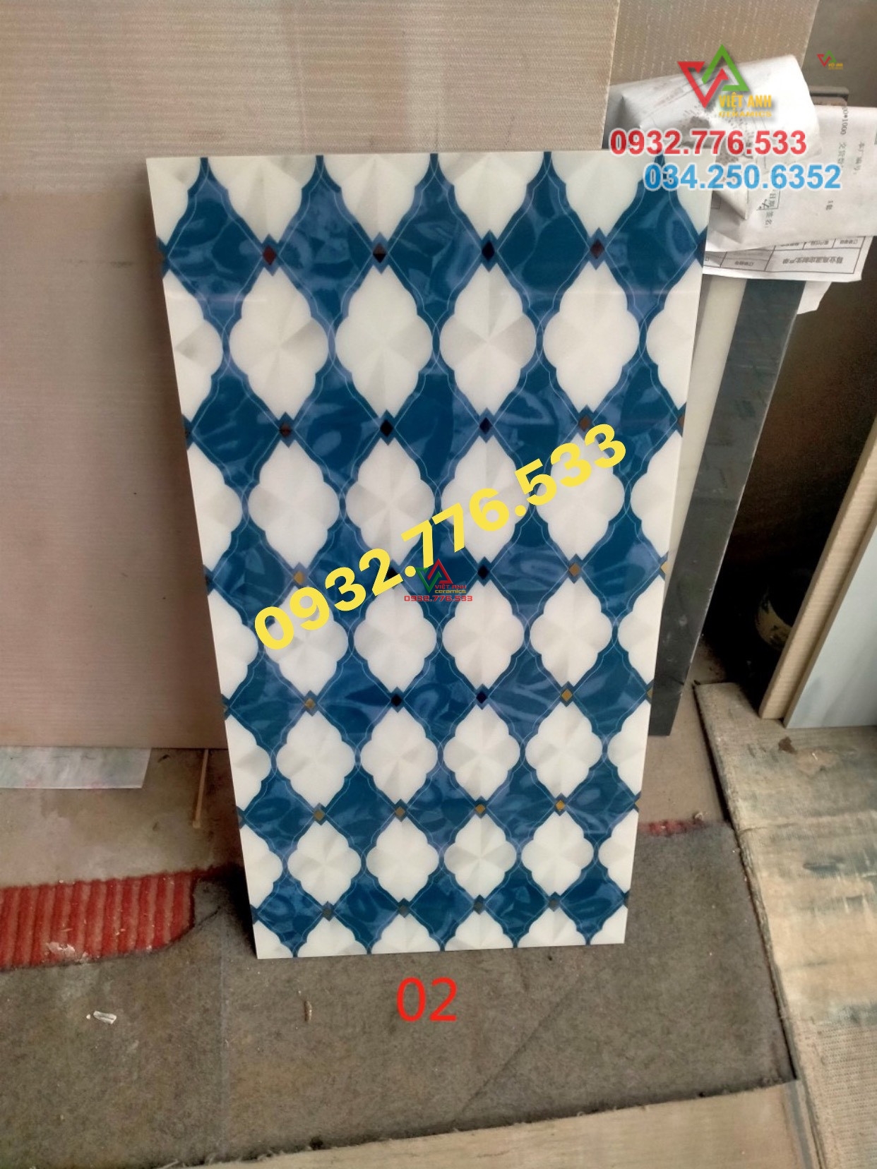 Gạch 30x60 hàng nhập khẩu Trung Quốc hình thoi màu xanh