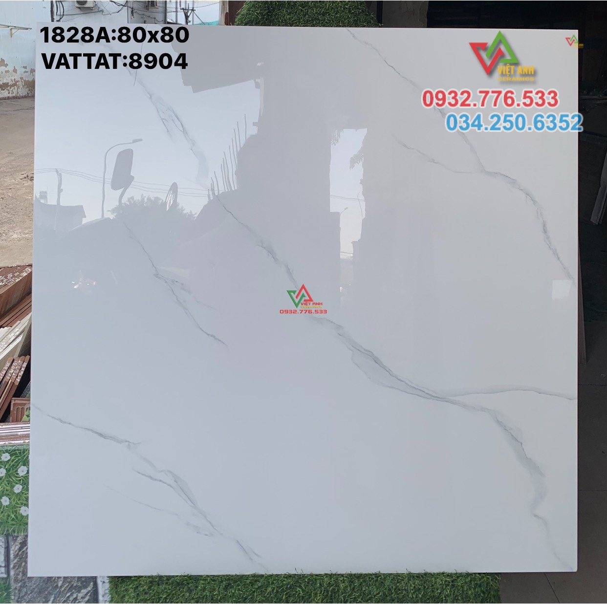 Gạch 80x80 màu trắng vân mây đá bóng kiếng đá granite