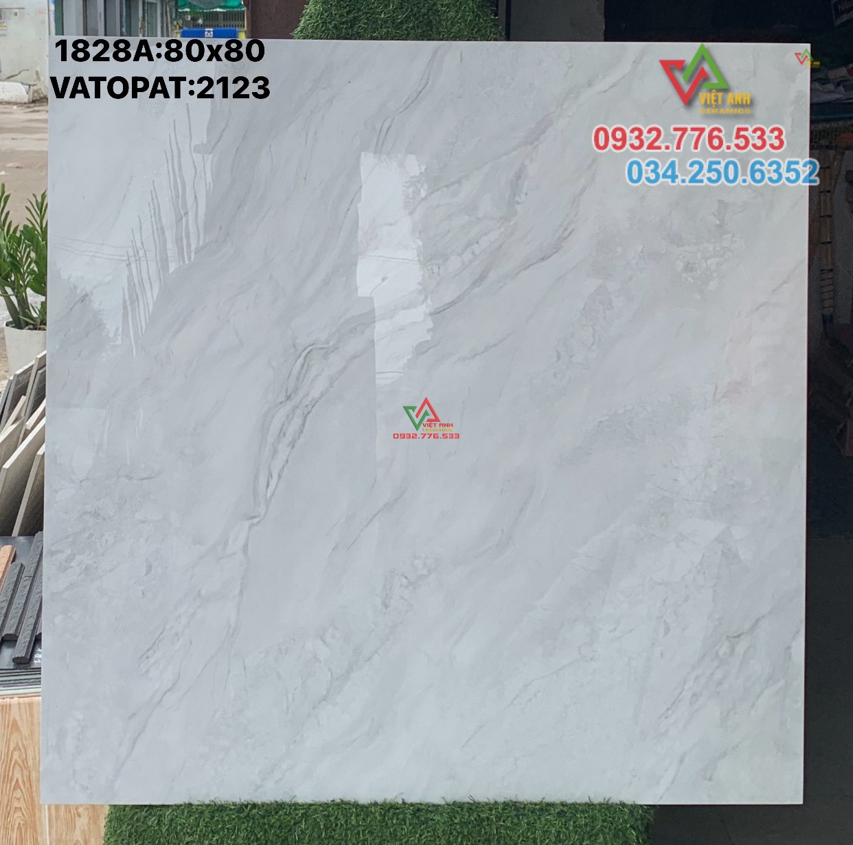 Gạch bóng kiếng 80x80 lát nền cao cấp giá bao nhiêu