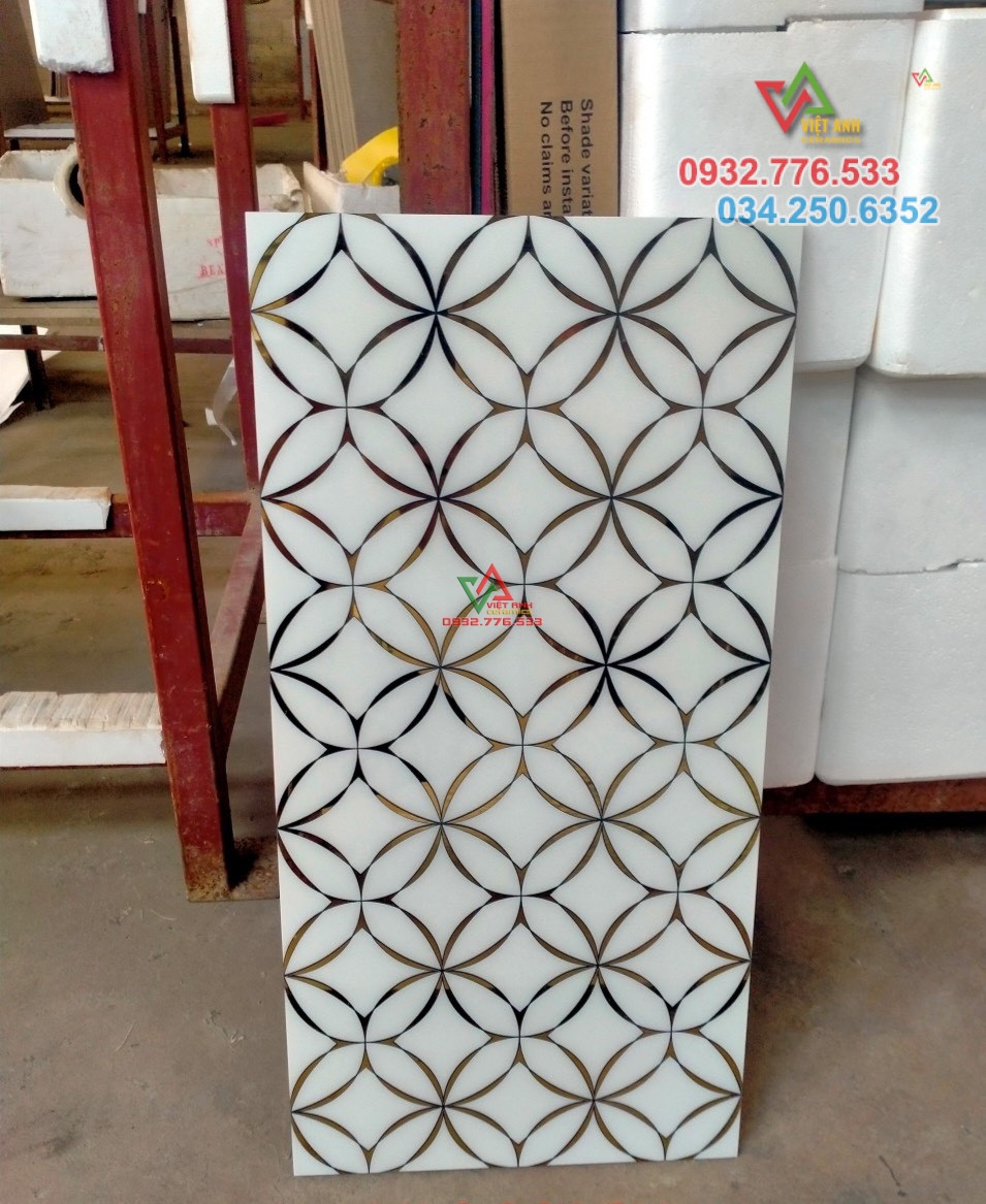 Gạch điểm 30x60 trang trí ốp tường nhập khẩu