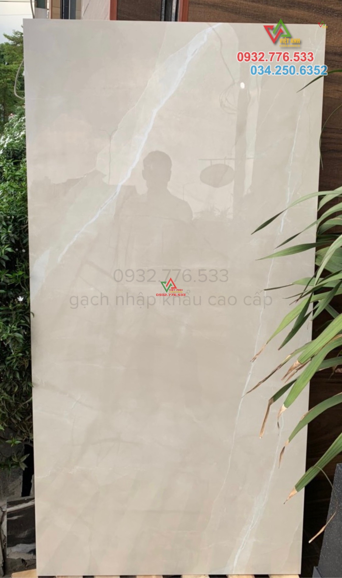 Gạch 80x160 ốp cầu thang giá ưu đãi tại kho Tân Bình