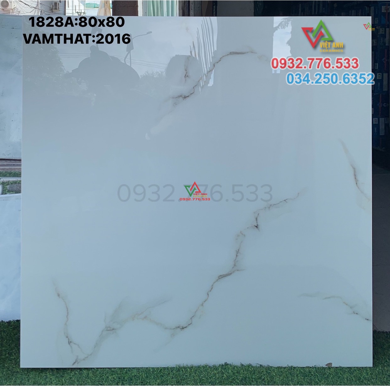 Gạch 80x80 đá bóng kiếng lát nền phòng khách nhập khẩu Ấn Độ
