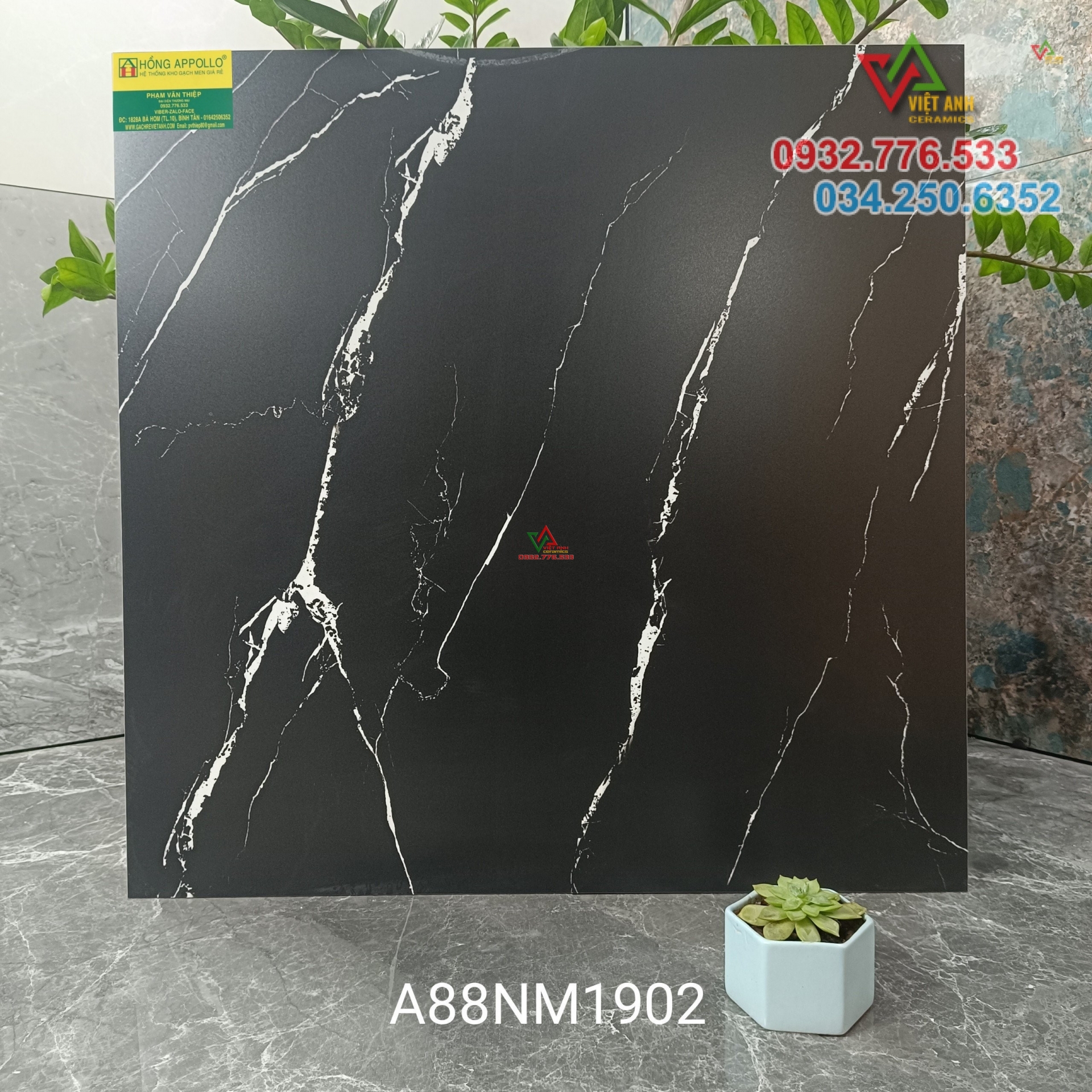 Gạch 80x80 đá mờ titan màu đen vân trắng ốp lát