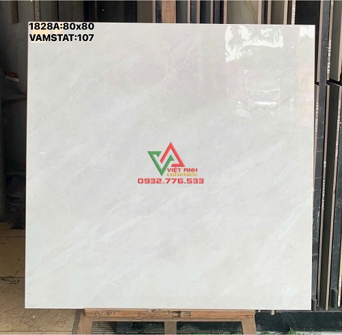 GẠCH 80X80 TRẮNG KEM VÂN ĐÁ TẠI BÌNH CHÁNH