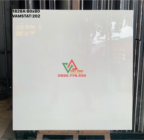 GẠCH LÁT NỀN 80X80 TRẮNG KEM BÓNG KIẾNG TÂN PHÚ