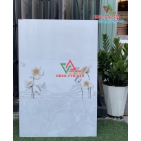 Gạch 30x60 họa tiết hoa và bướm xinh nhất 2021