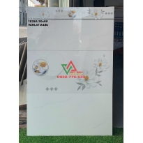 Gạch 30x60 Trắng Hoa 3D Điểm Nhấn Vàng Sang Trọng