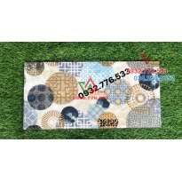 Gạch 30x60 trang trí tường nhà họa tiết hiện đại