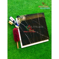 Gạch 80x80 màu đen sọc trắng