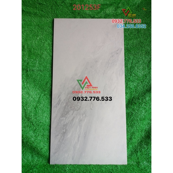 Gạch 60x120 màu trắng vân nâu nhạt hàng ánh kim
