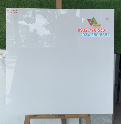 Gạch 80x80 màu trắng tinh bóng kiếng tại Bà Rịa Vũng Tàu